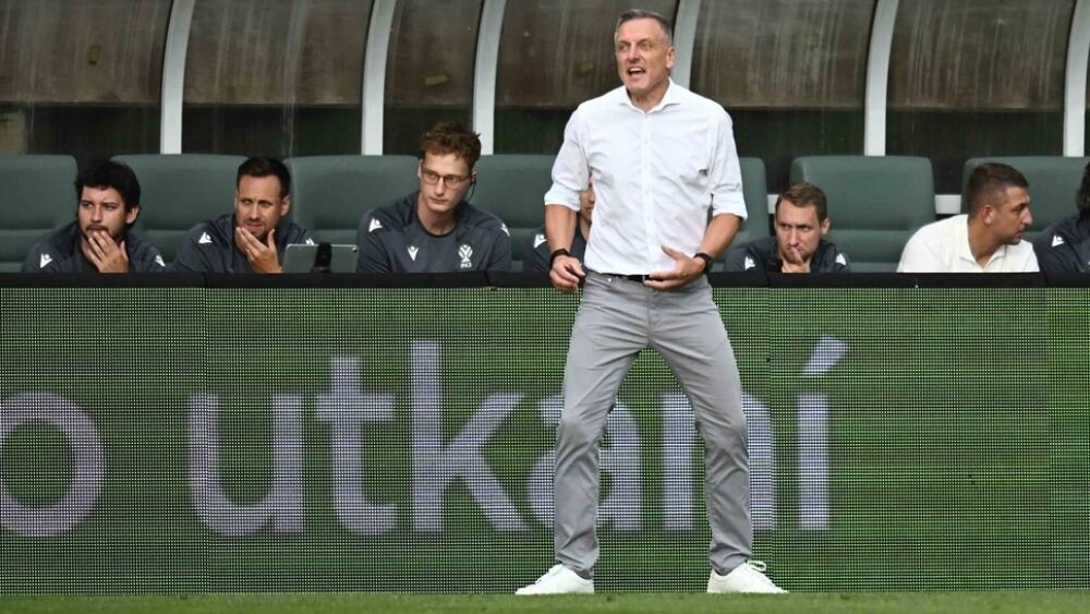 Trenér Kozel na zápase v Jablonci, foto Artur Irma